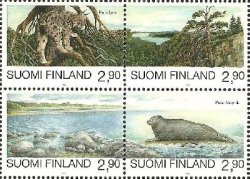 Finland Finlsnde Finnland 1995 Nature Endangered Animals Joint issue with Russia set of 4 stamps in block 2x2 MNH