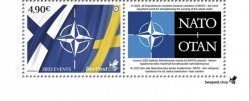 Finland 2022 Accession to NATO of Finland and Sweden BeePost FI stamp with label MNH